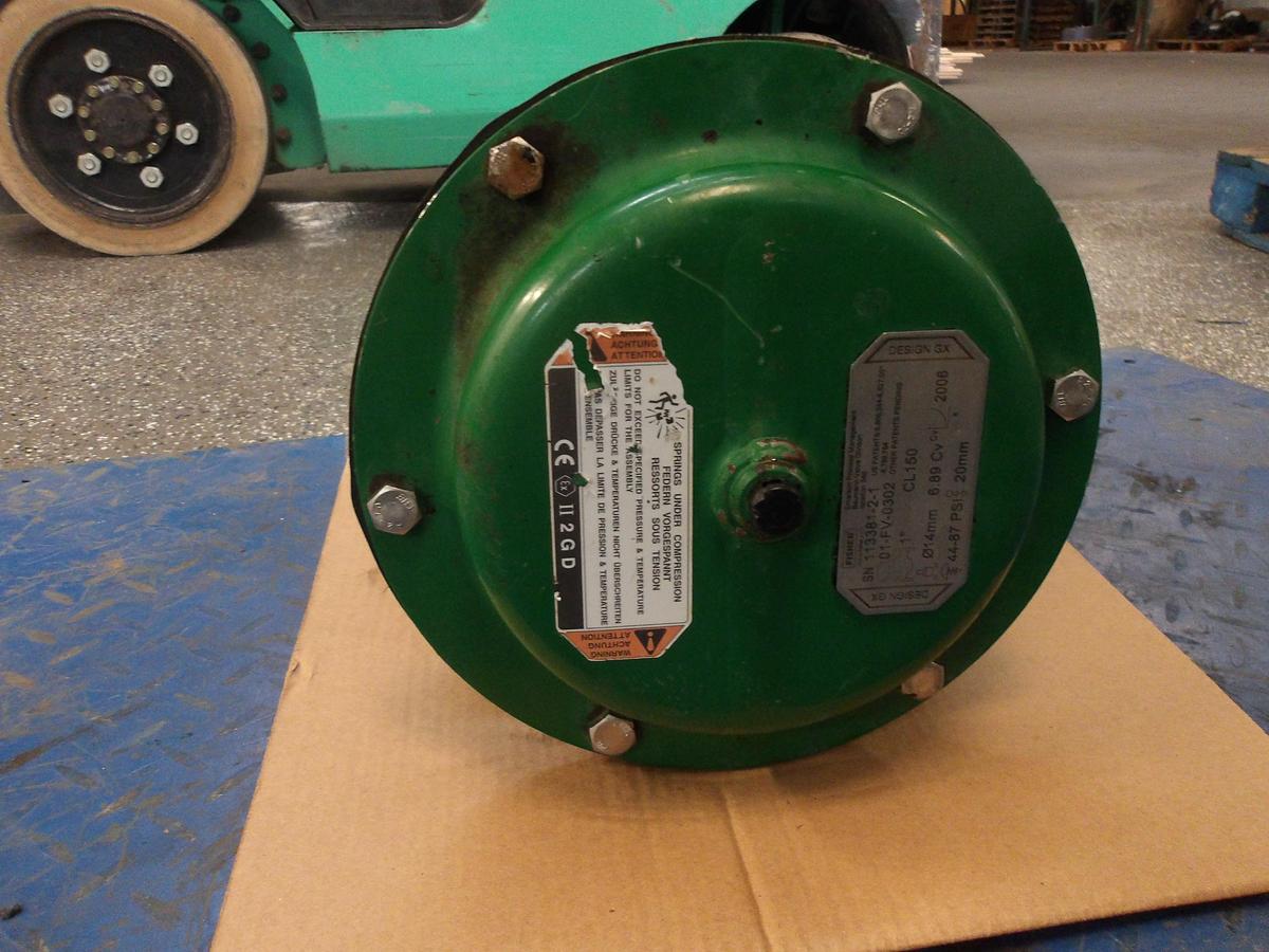Used FISHER 1" S/S CONTROL VALVE