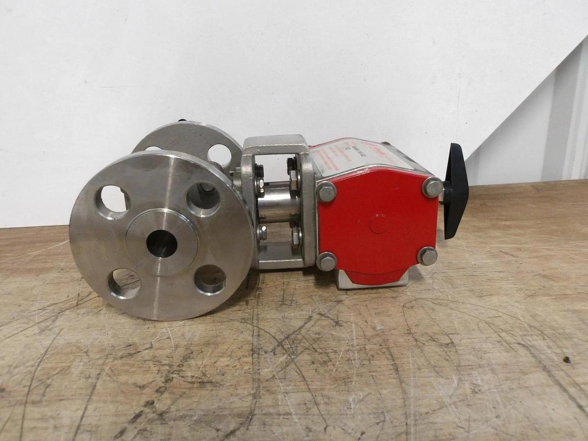 Used FLOW-TEK 1/2" S/S AUTOMATOR BALL VALVE & ACTUATOR, #851028G NEW