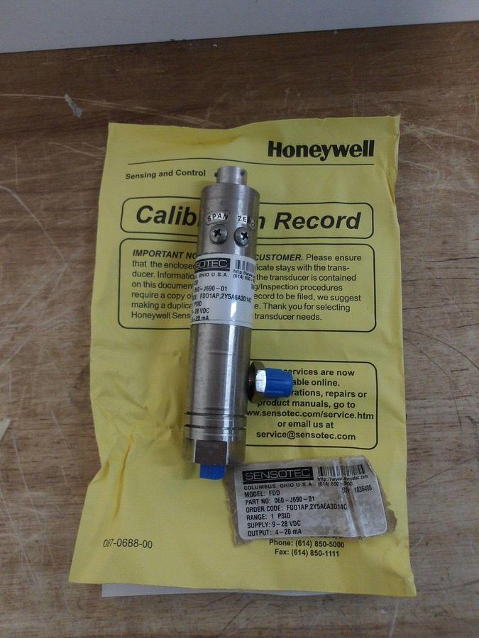 Used HONEYWELL FDD1AP 2Y5A6A3D14C SENSOTEC SENSOR, #320948G NEW
