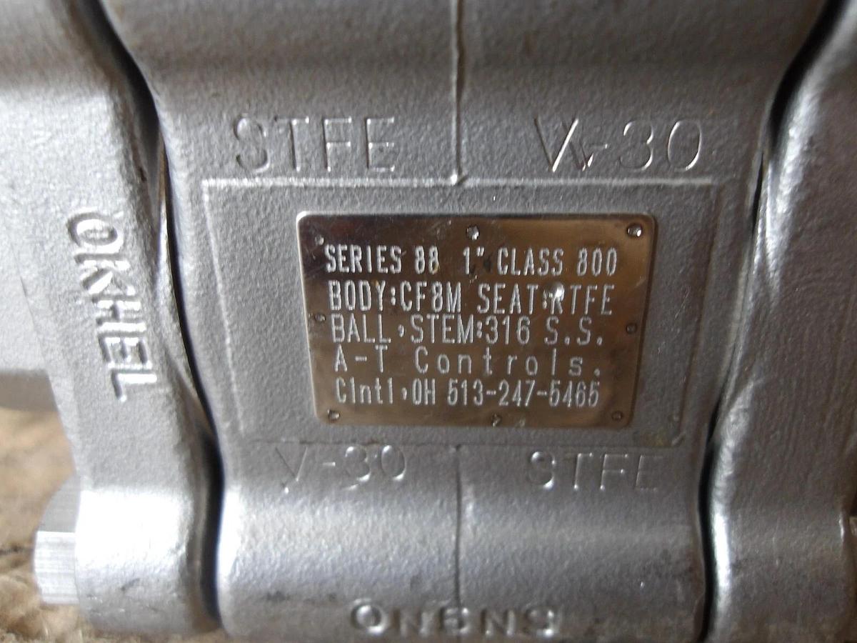 Used AT 800 S/S SPLIT BALL VALVE, #813750G NEW