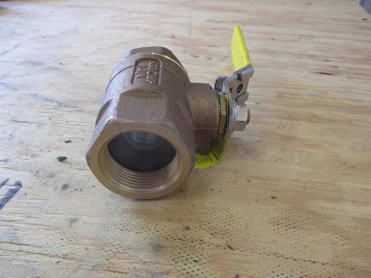 Used APOLLO 1-1/4" BRONZE BALL VALVE, #1171231J NEW