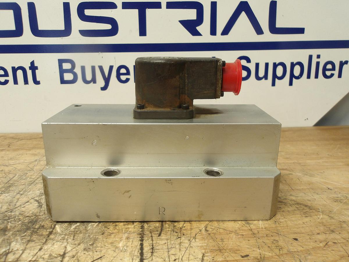 Used ATCHLEY 261-5606 SERVO VALVE, #831 USED