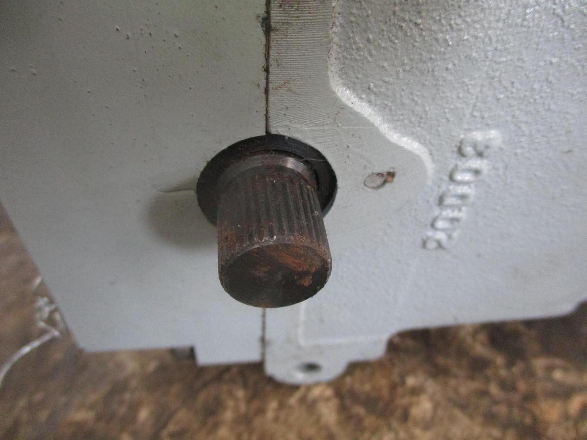 Used SPERRY FT HYDRAULIC CONTROL UNIT 20C040