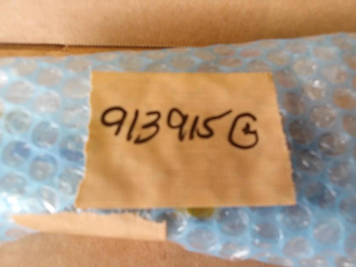Used SMC VFS3120-5G-03 PNEUMATIC SOLENOID VALVE, #913915G NEW