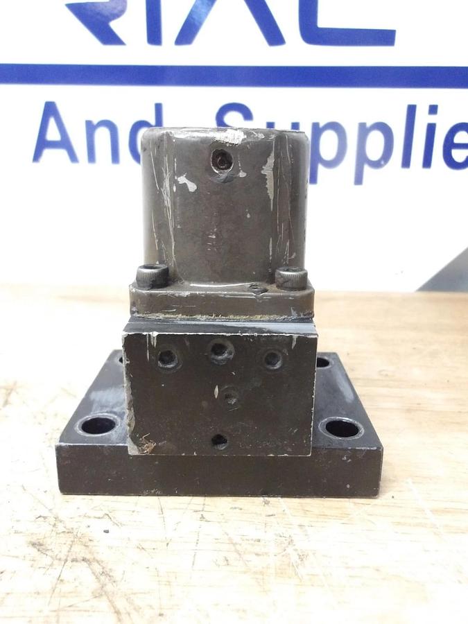 Used ATCHLEY 211-736 SERVO VALVE, #825937G PARTS ONLY