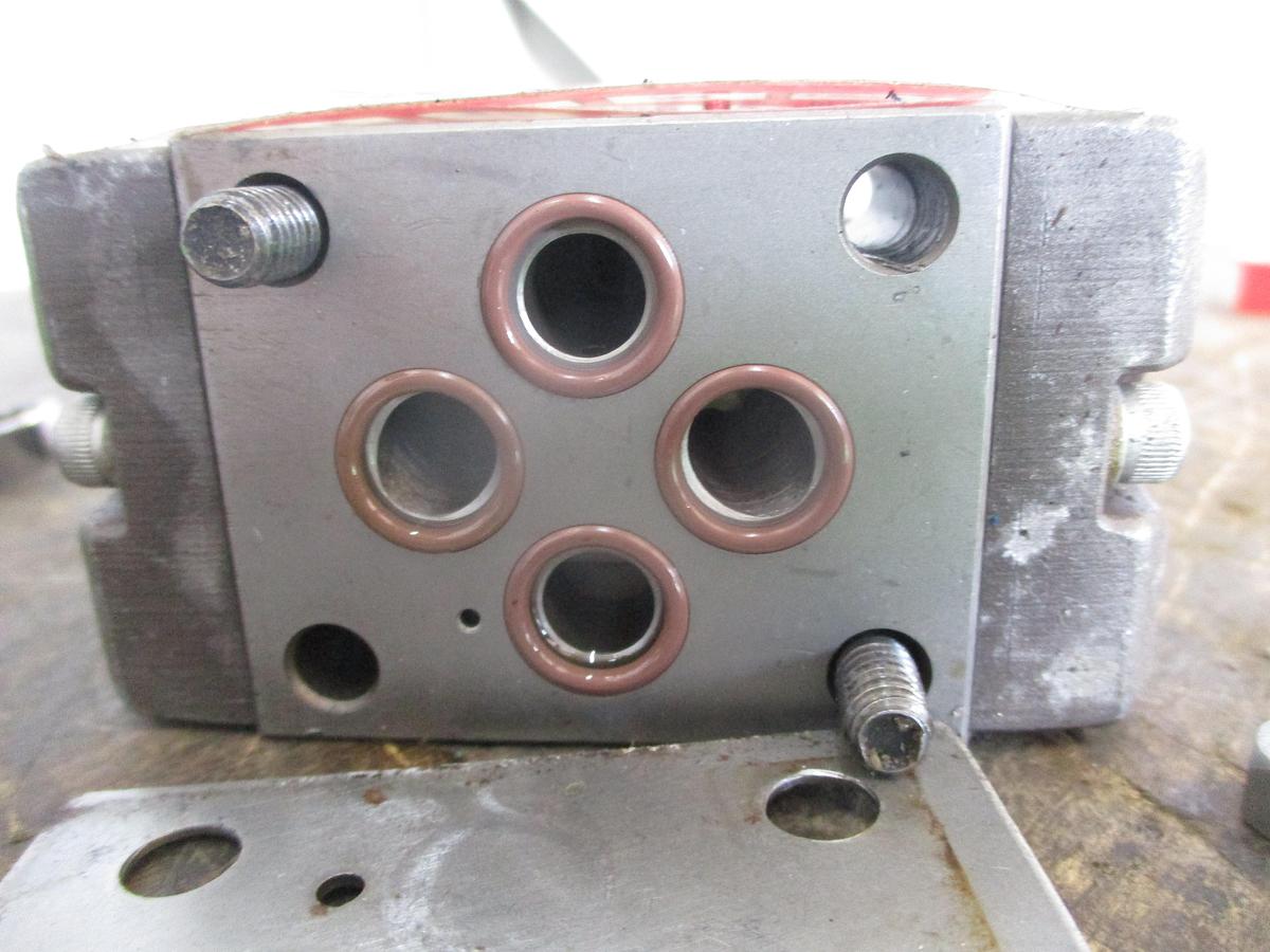 Used SCHENCK PEGASUS 142M SERVO VALVE