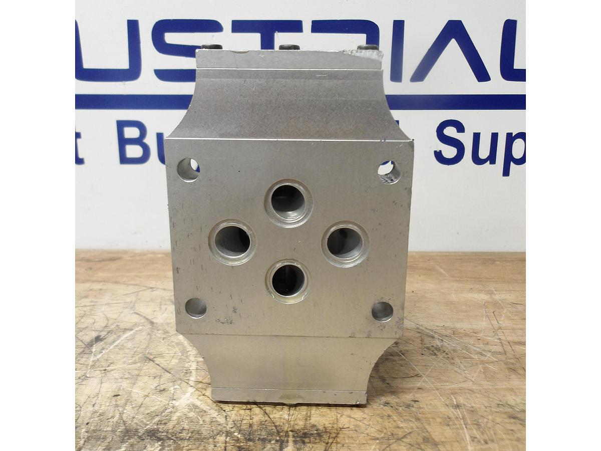 Used ATCHLEY 242-402 SERVO VALVE, #831935G USED