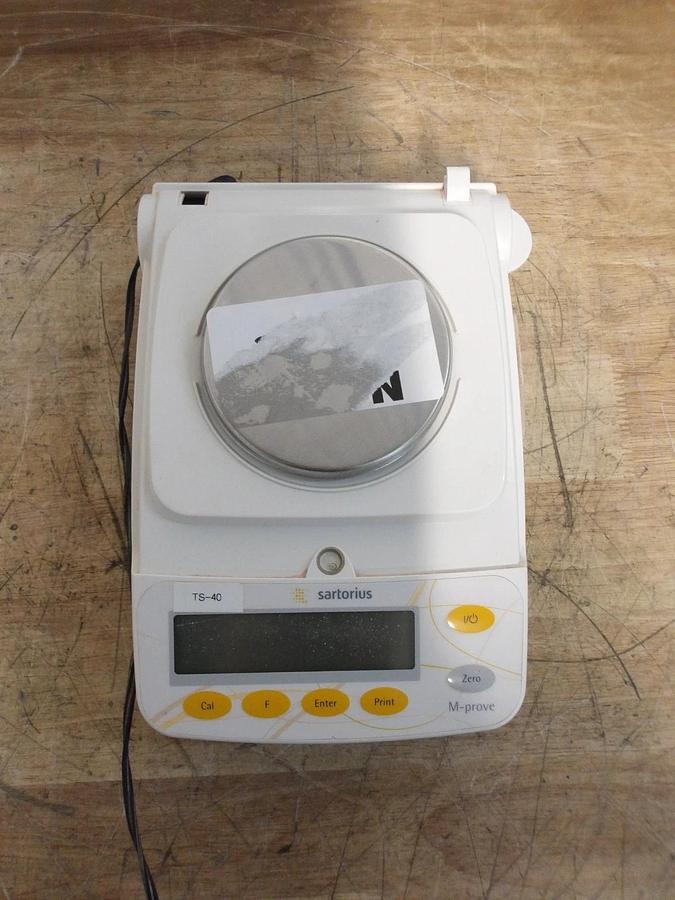 Used SATORIUS A7123 DIGITAL SCALE, #812130G USED
