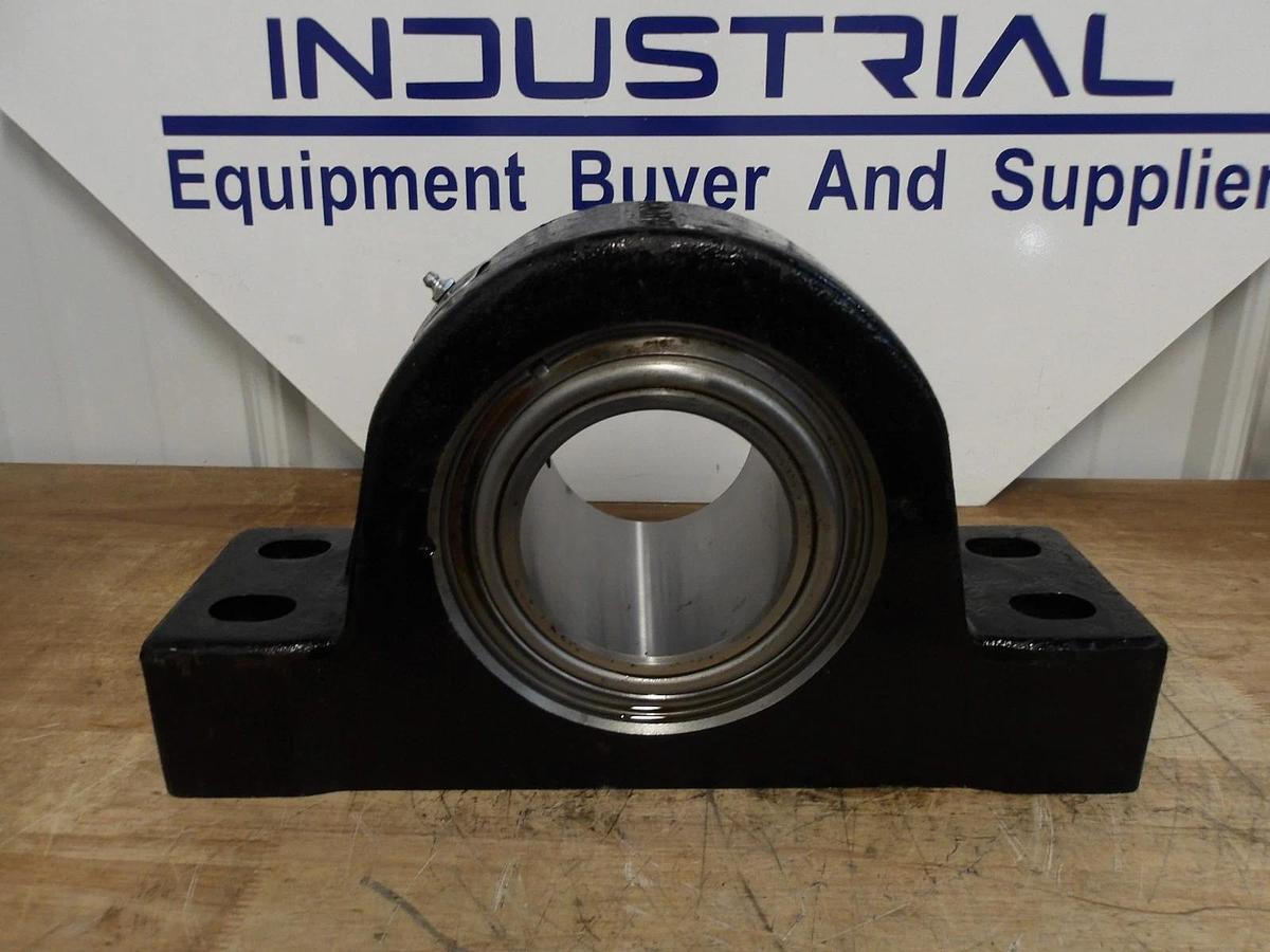 Used REXNORD 3-15/16" SELF-ALIGNING PILLOW BLOCK BEARING ZEP2315F, #79126G NEW