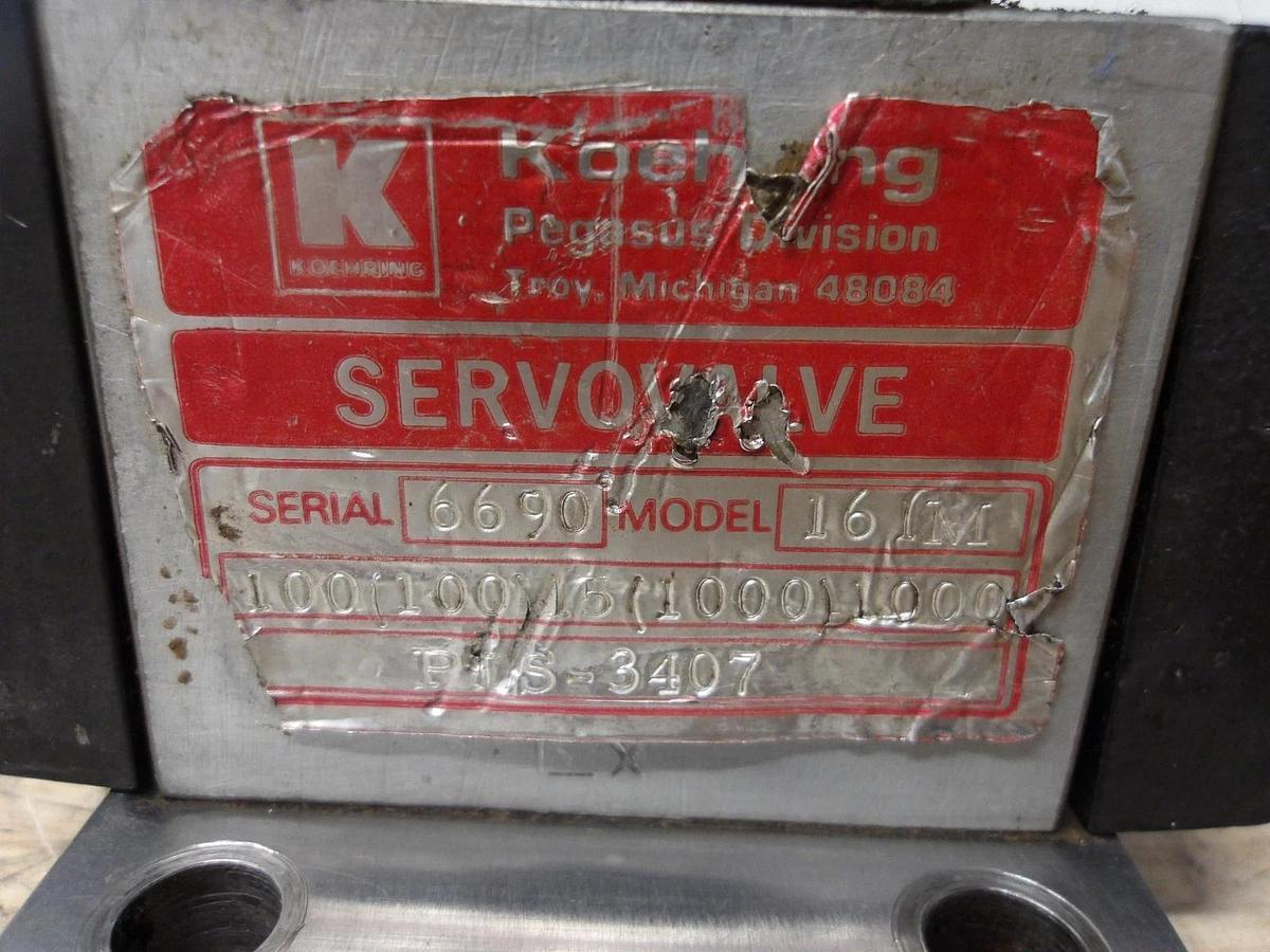 Used KOEHRING 161M-100-100-1000 SERVO VALVE, #821923G USED