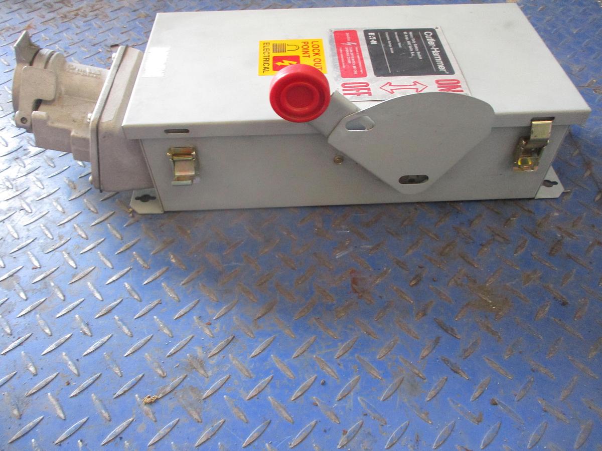 Used CUTLER-HAMMER 60 AMP SAFETY SWITCH