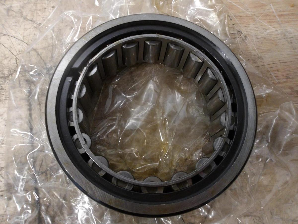 REXNORD 00082646/M5213TV LINKBELT CYLINDRICAL BEARING, #8121030G NIB