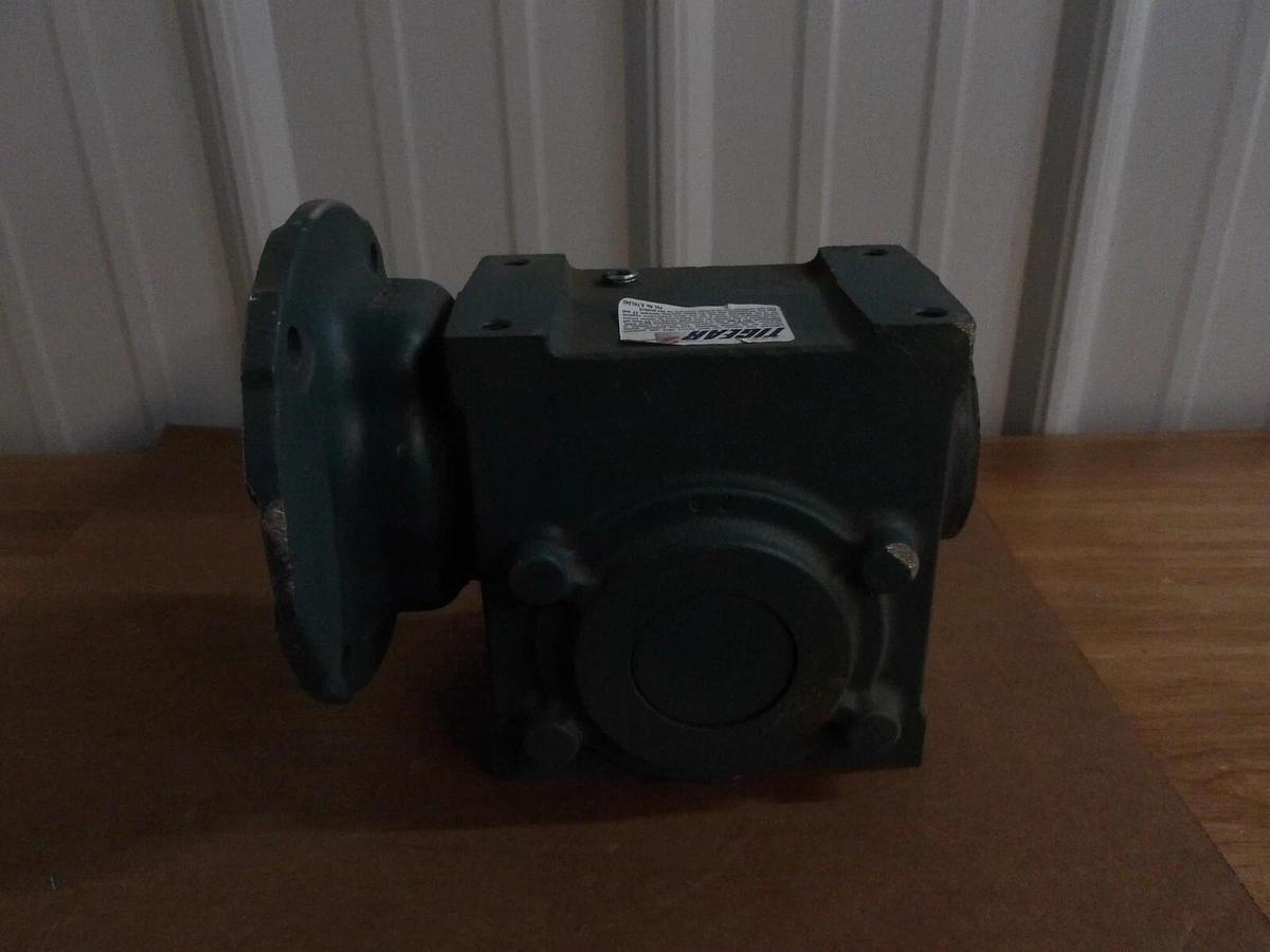 Used DODGE TIGEAR 20Q30L56 SPEED REDUCER, RATIO 30:1, #1171100G NEW