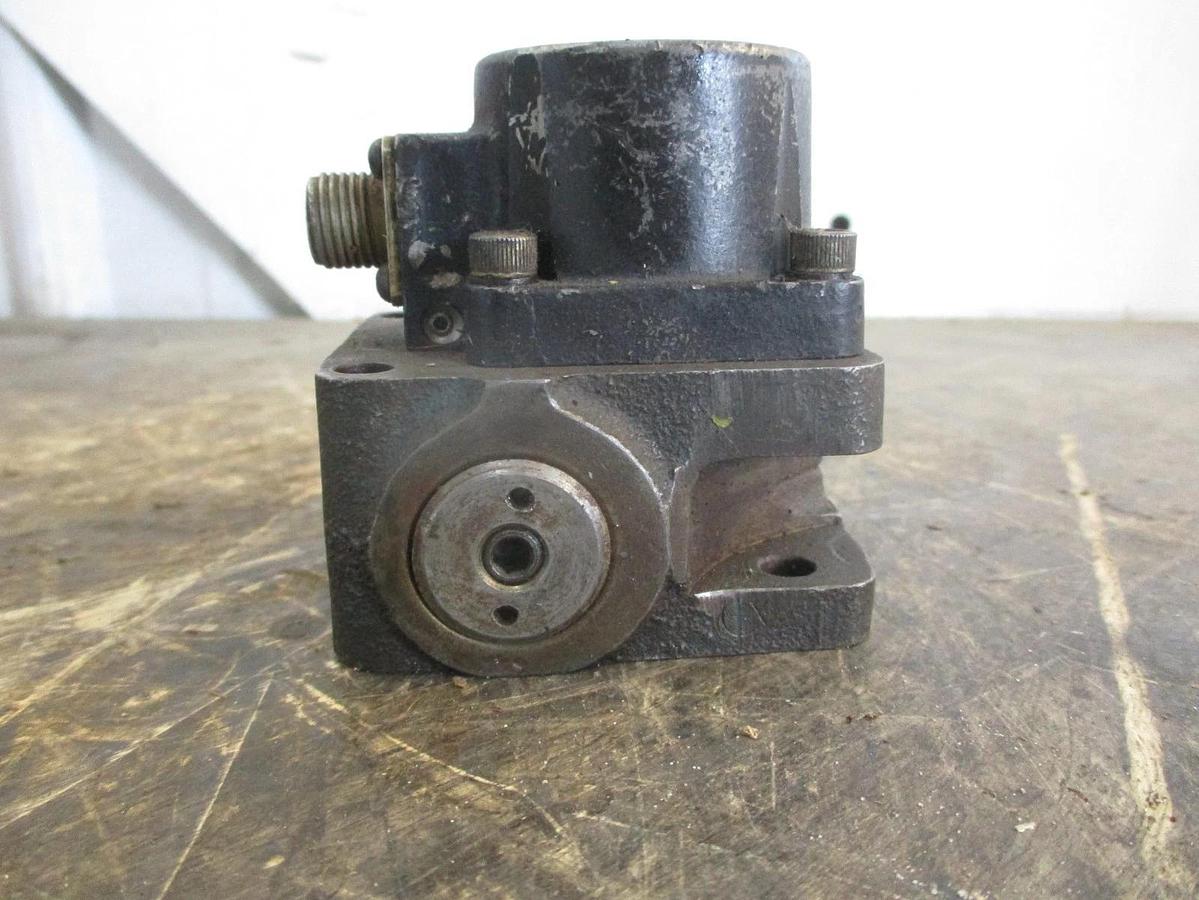 Used BENDIX 58V06-2B ELECTRO-HYDRAULIC SERVO VALVE, #828945J USED
