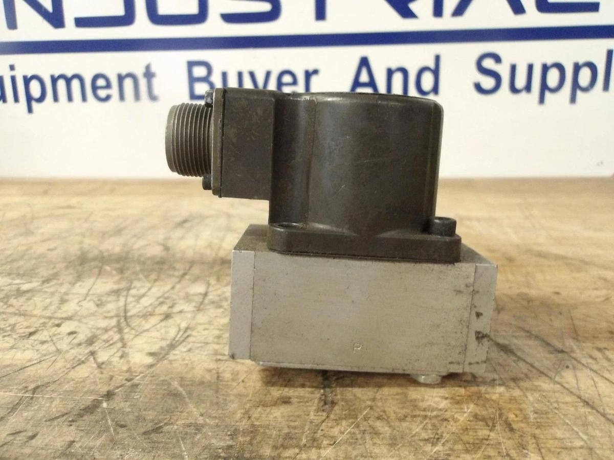 Used ATCHLEY 211A-754 SERVO VALVE, #815949G USED
