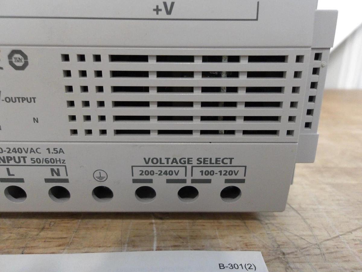 Used IDEC PSS4-E24 OUTPUT POWER SUPPLY 100 W, 24 V, #321240G NEW