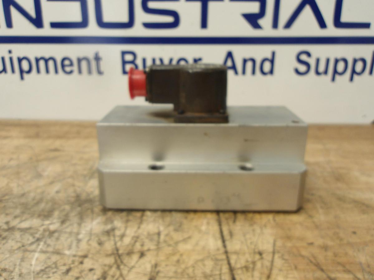 Used ATCHLEY 261-5606 SERVO VALVE, #831 USED