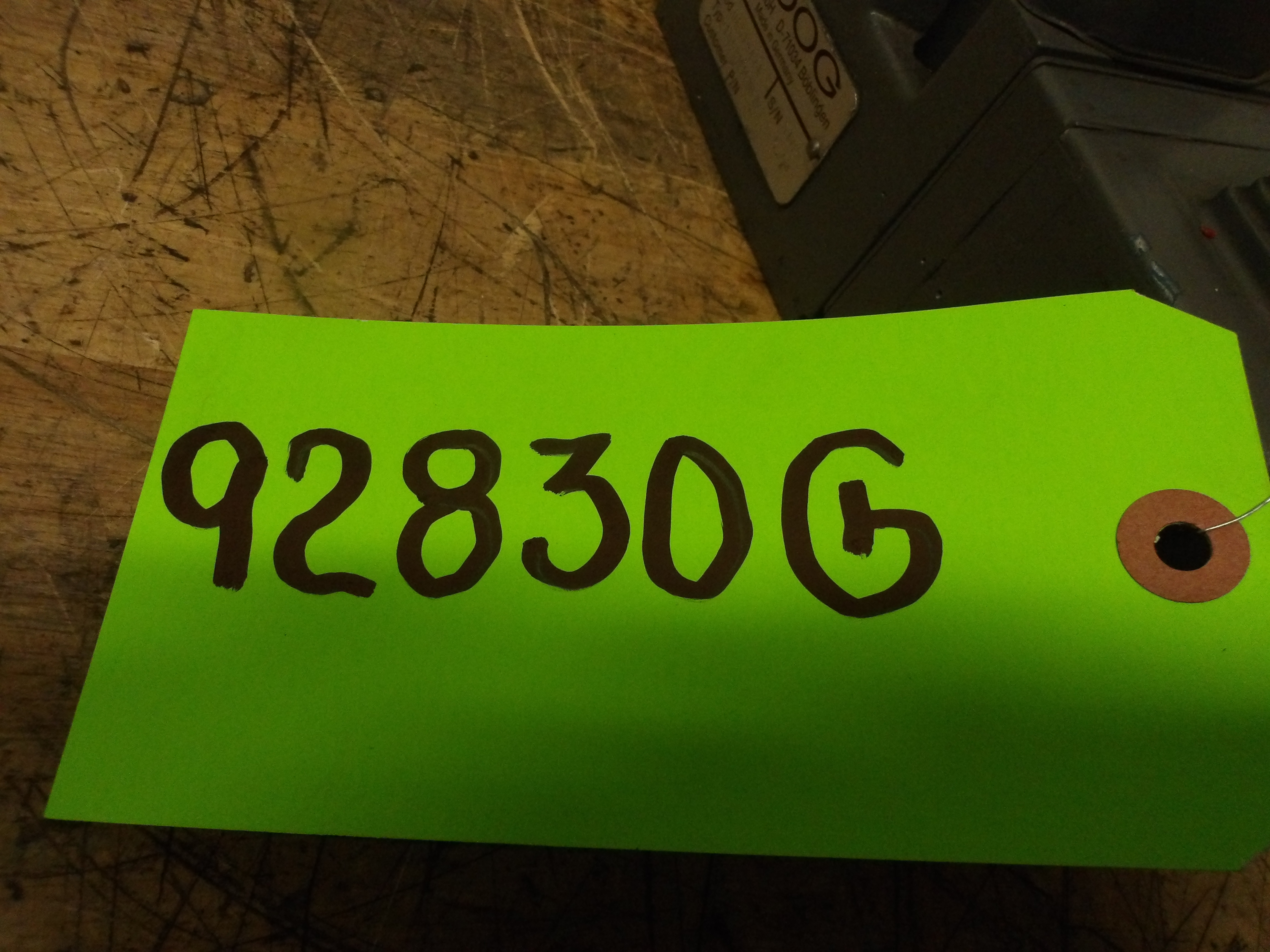 Used MOOG D651/471/P10FRM3CNFA SERVO PROPORTIONAL VALVE