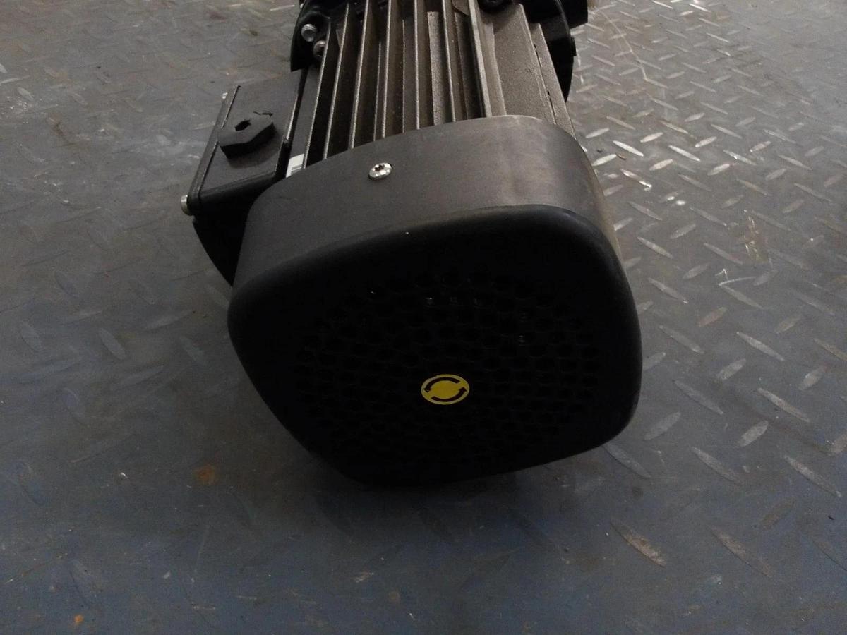Used GRUNDFOS 1-1/2" PUMP WITH 1-1/2 HP MOTOR MTR3-23/8, #611925G NEW