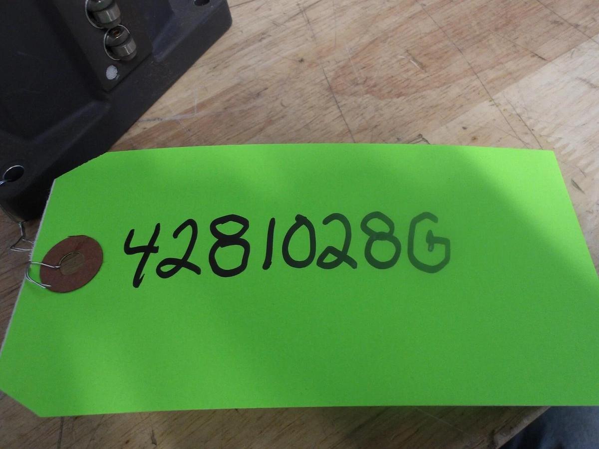 Used BALLUFF BNSB19-006-R12-100-10 SNAP SWITCH, #4281028G NEW