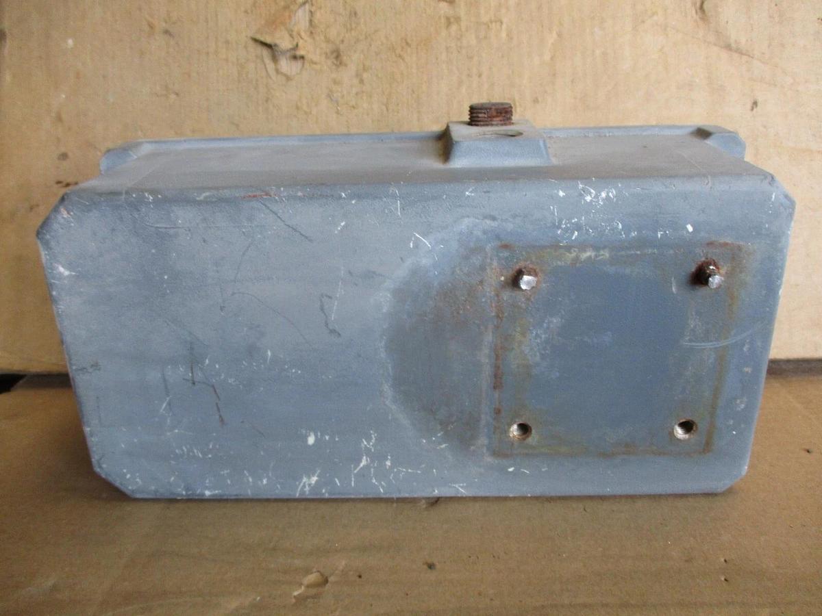 Used FOXBORO 8000 MAGNETIC FLOW TRANSMITTER, #71924J USED