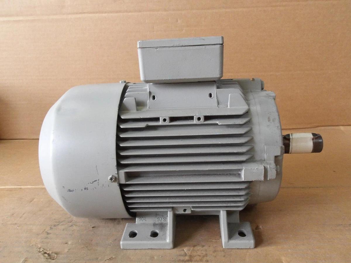 Used SIEMENS 1.3 KW MOTOR, FR 90L, 1120 RPM, 440-460 V, #11141040G NEW