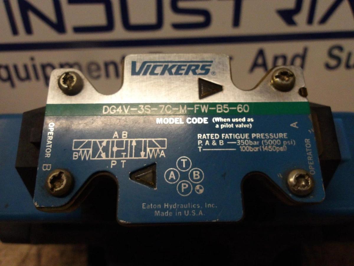 Used VICKERS DG4V-3S-7C-M-FW-B5-60 DIRECTIONAL VALVE, #821949G USED