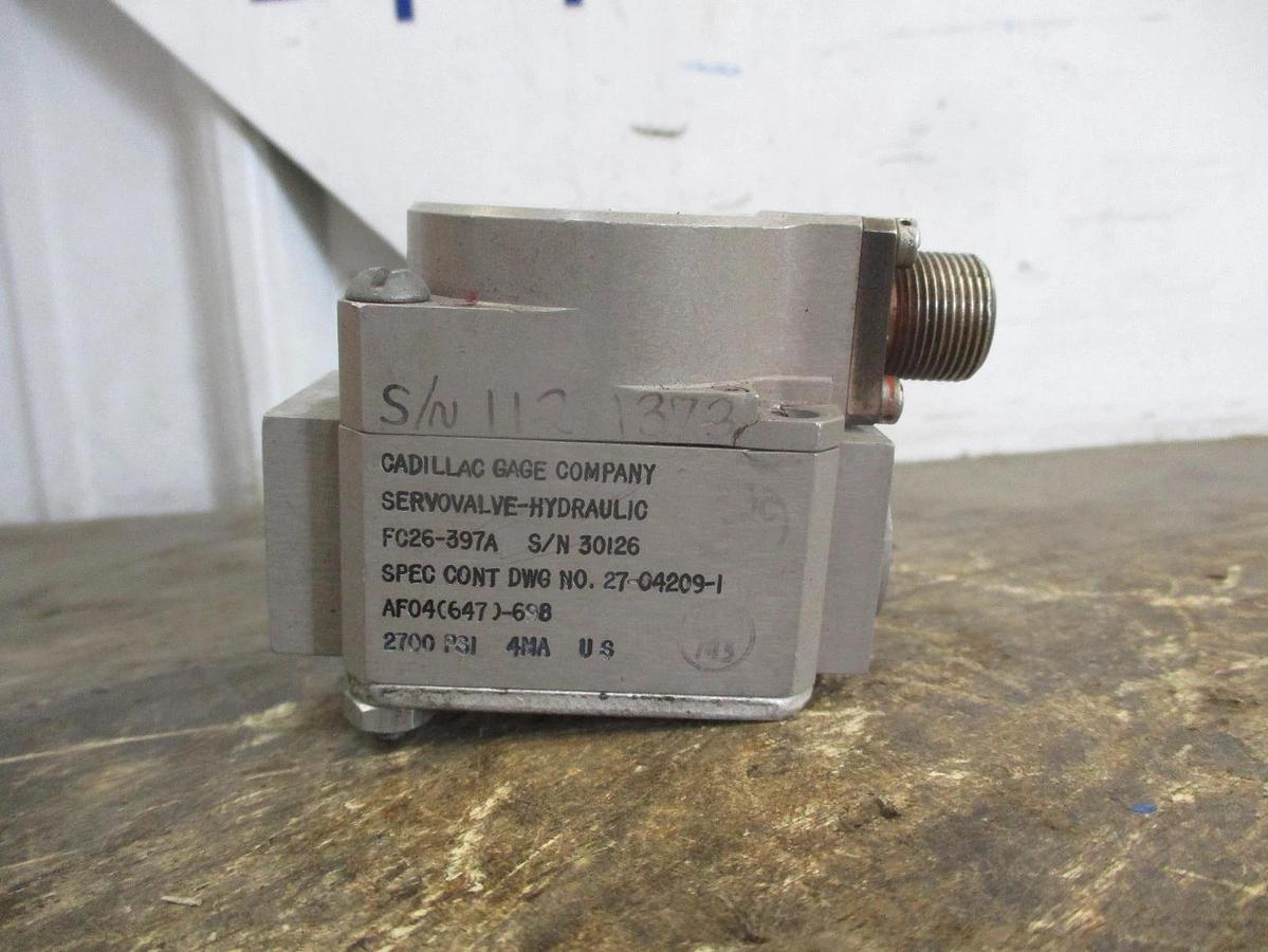 Used CADILLAC GAGE FC26-397A SERVO VALVE, #827216J USED