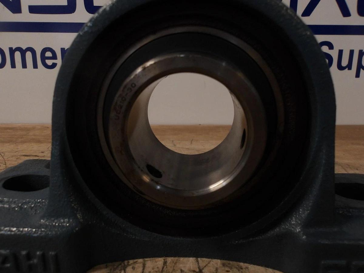 Used AMI UCEP210-30 PILLOW BLOCK BEARING 1-7/8" BORE, #728153G USED
