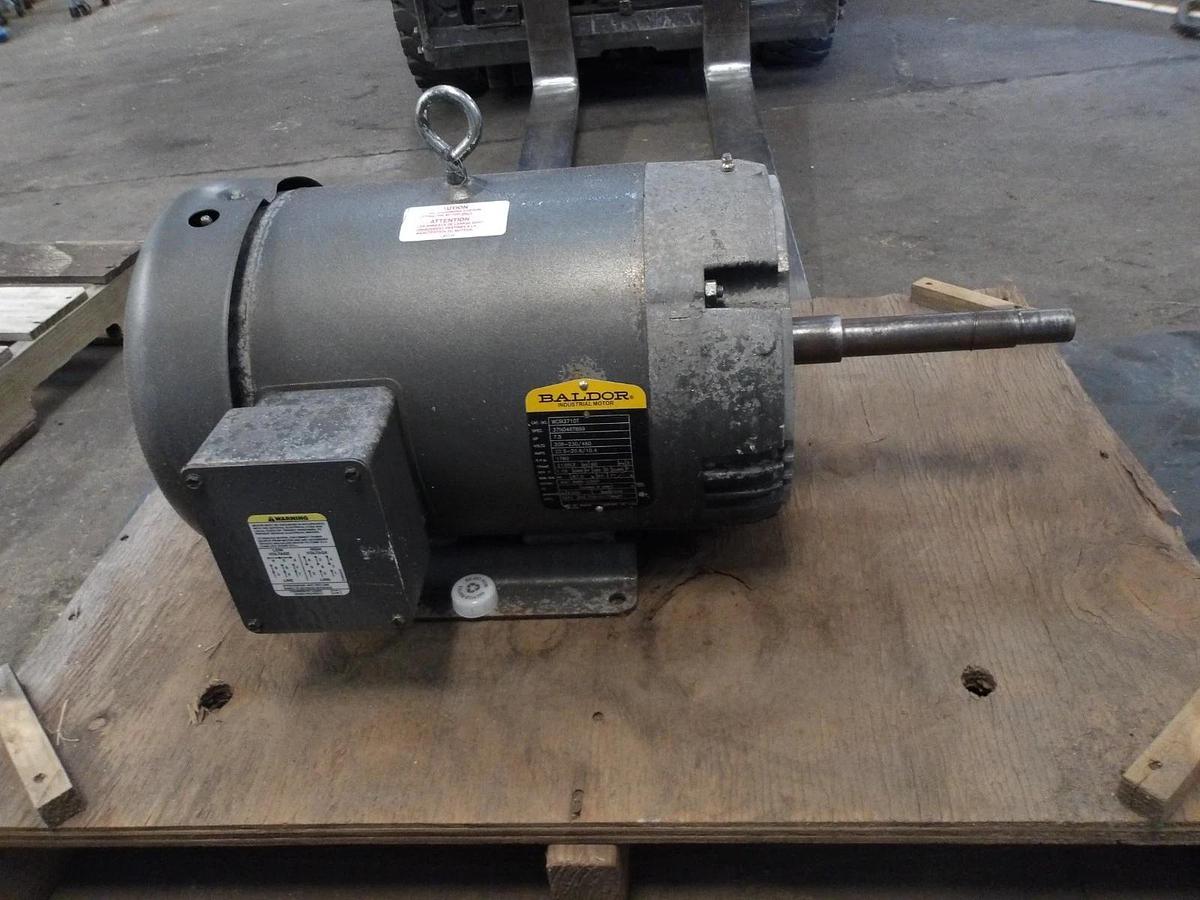 Used BALDOR 7.5 HP MOTOR, FR 213TCZ, 1760 RPM, 208-230/460, #881215G NEW