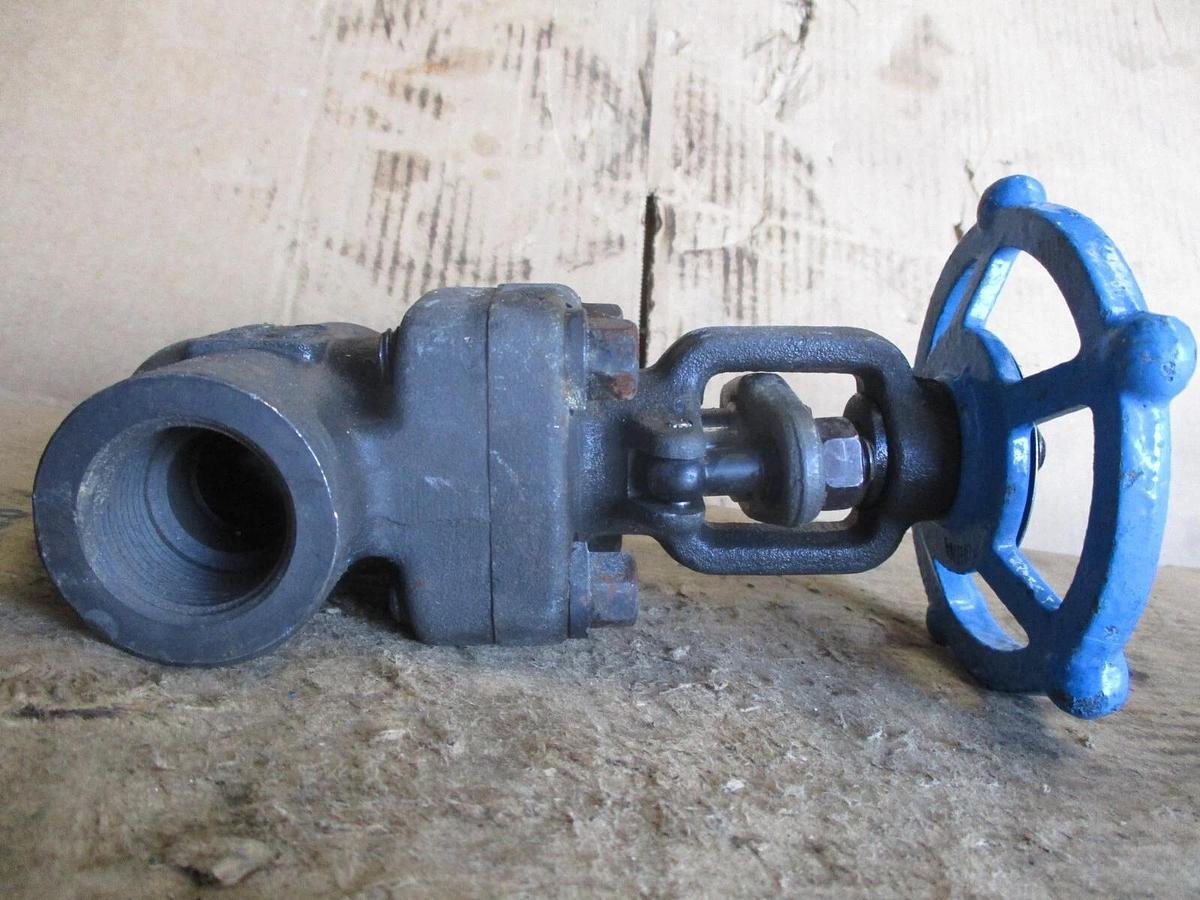 Used OVC 1" IRON GATE VALVE, #78926J NEW