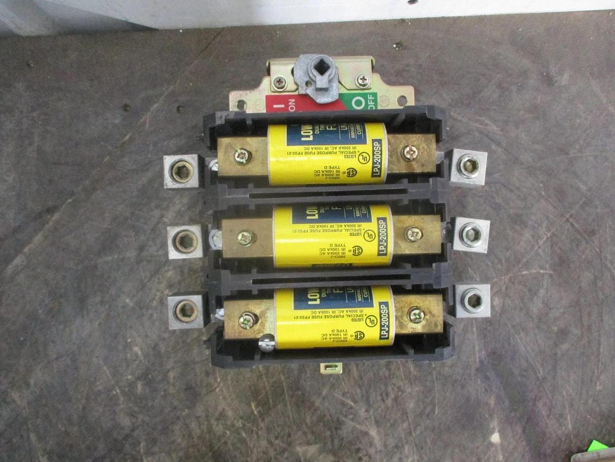Used ALLEN BRADLEY 194R-NJ00P3 FUSED DISCONNET 200A, #331217J USED