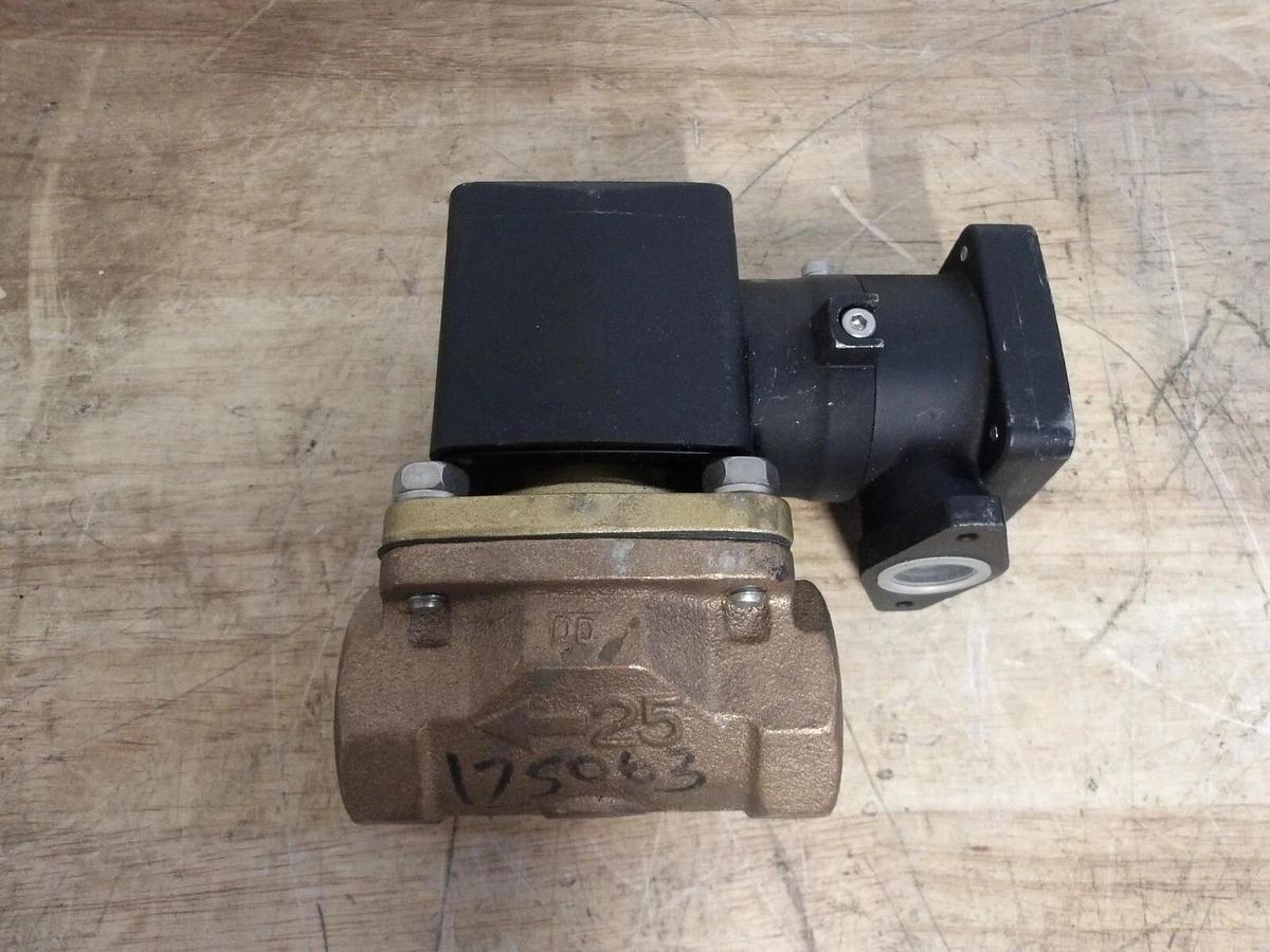 Used CKD 1" SOLENOID GLOBE VALVE ADK11E4-25A, #691121G NEW
