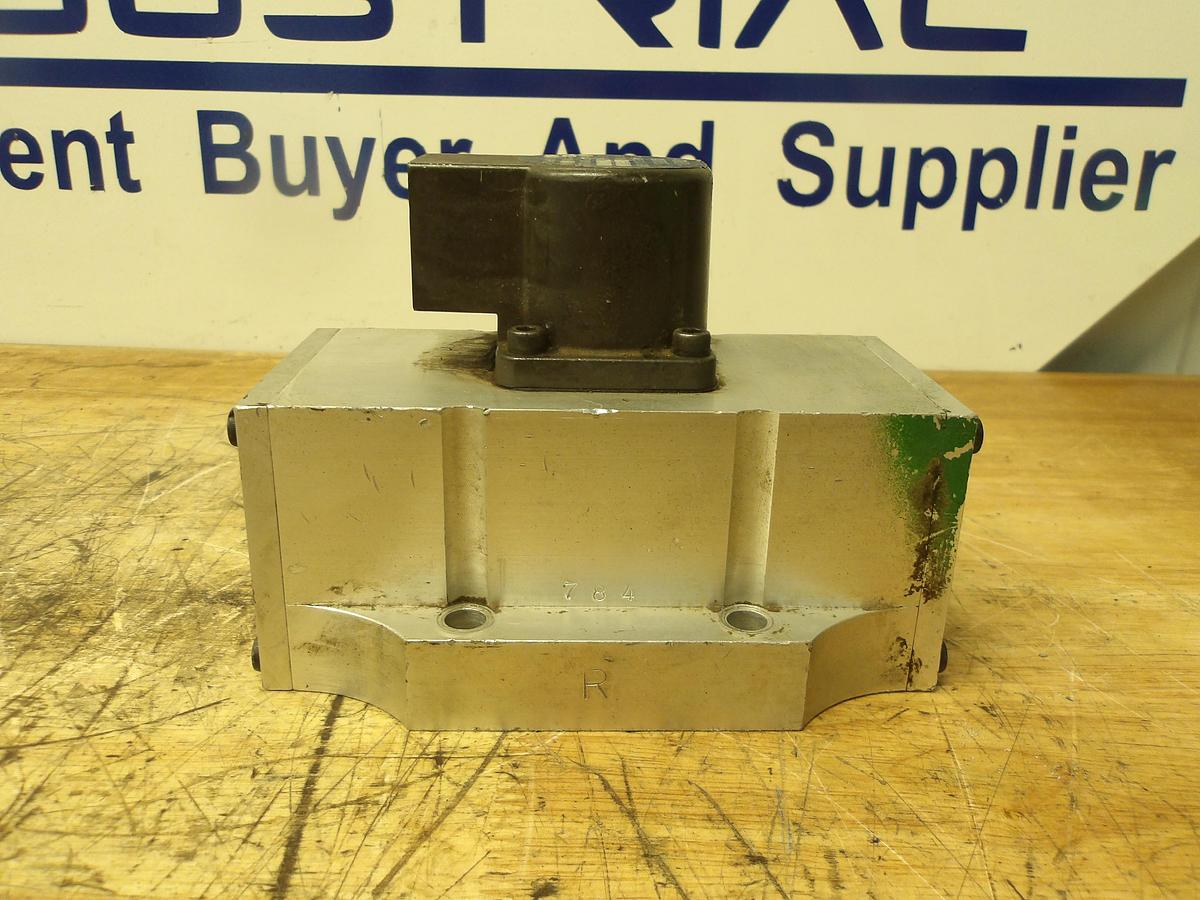 Used ATCHLEY 242-104 SERVO VALVE, #831853G PARTS ONLY