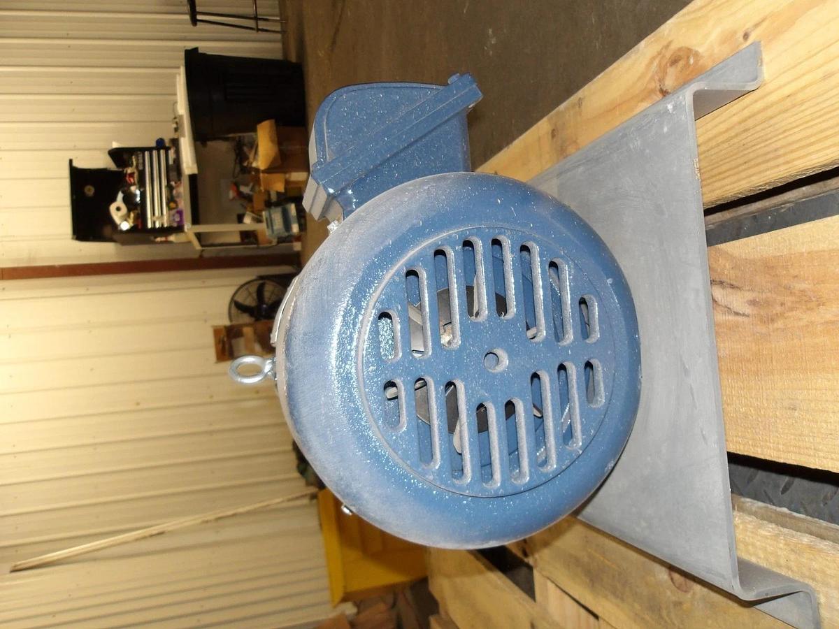 Used ROPER 1-1/2" PUMP W/ 5 HP MOTOR, #11111058GJW NEW