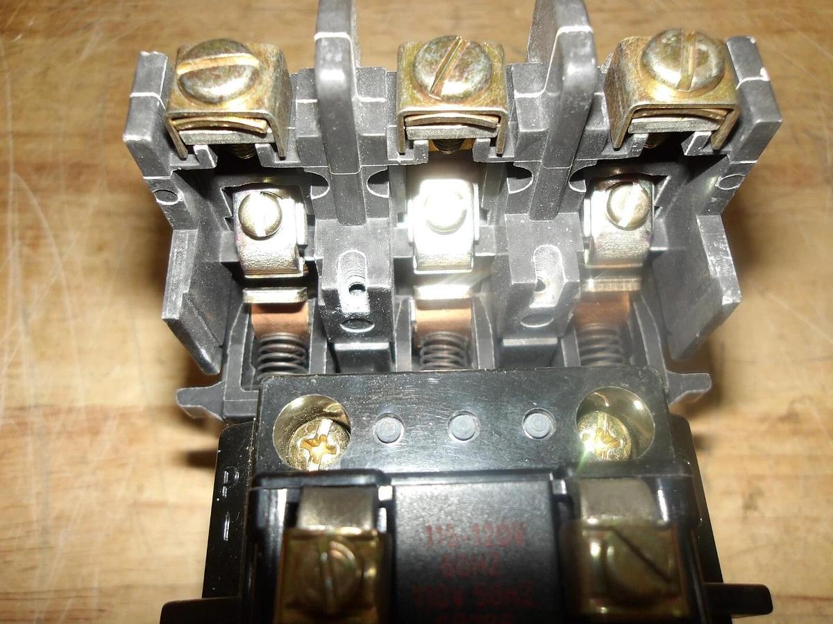 ALLEN BRADLEY 500L-A0D93 LIGHTNING CONTACTOR, #425 NIB