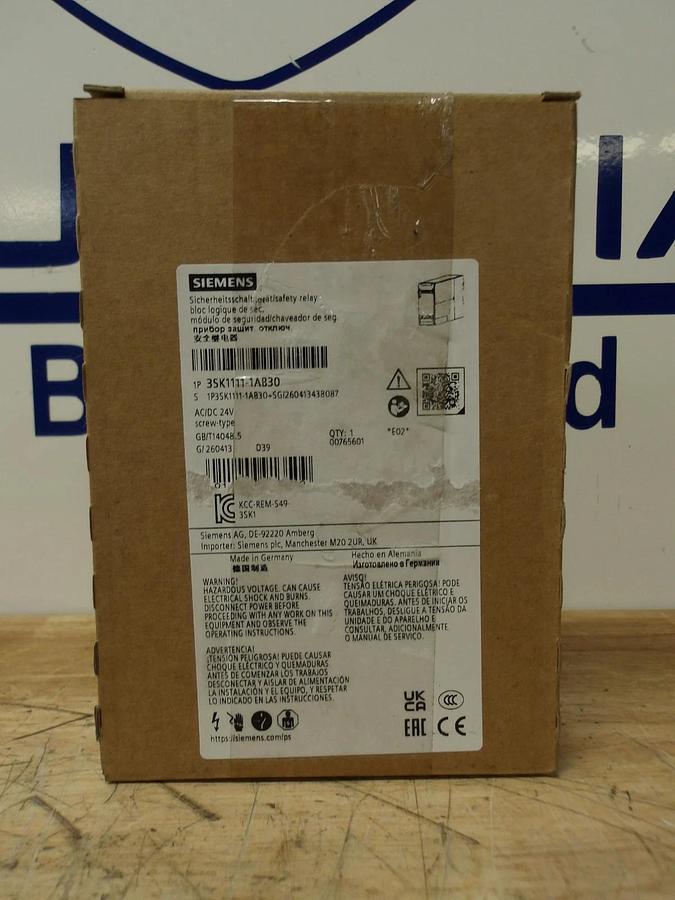 SIEMENS 35K1111-1AB30 SAFETY RELAY 24 V, #715912G NIB