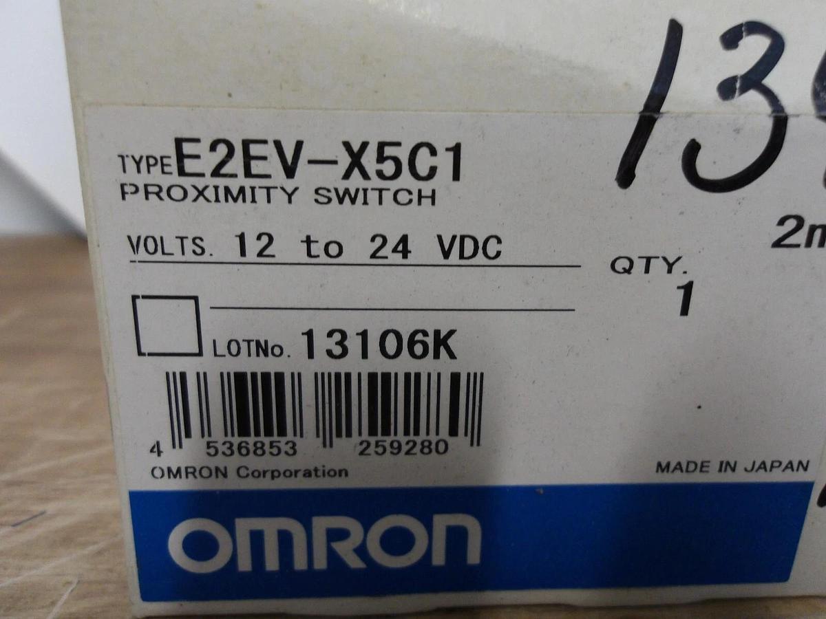 OMRON E2EV-X5C1 PROXIMITY SWITCH (LOT OF 2) #3191027G NIB