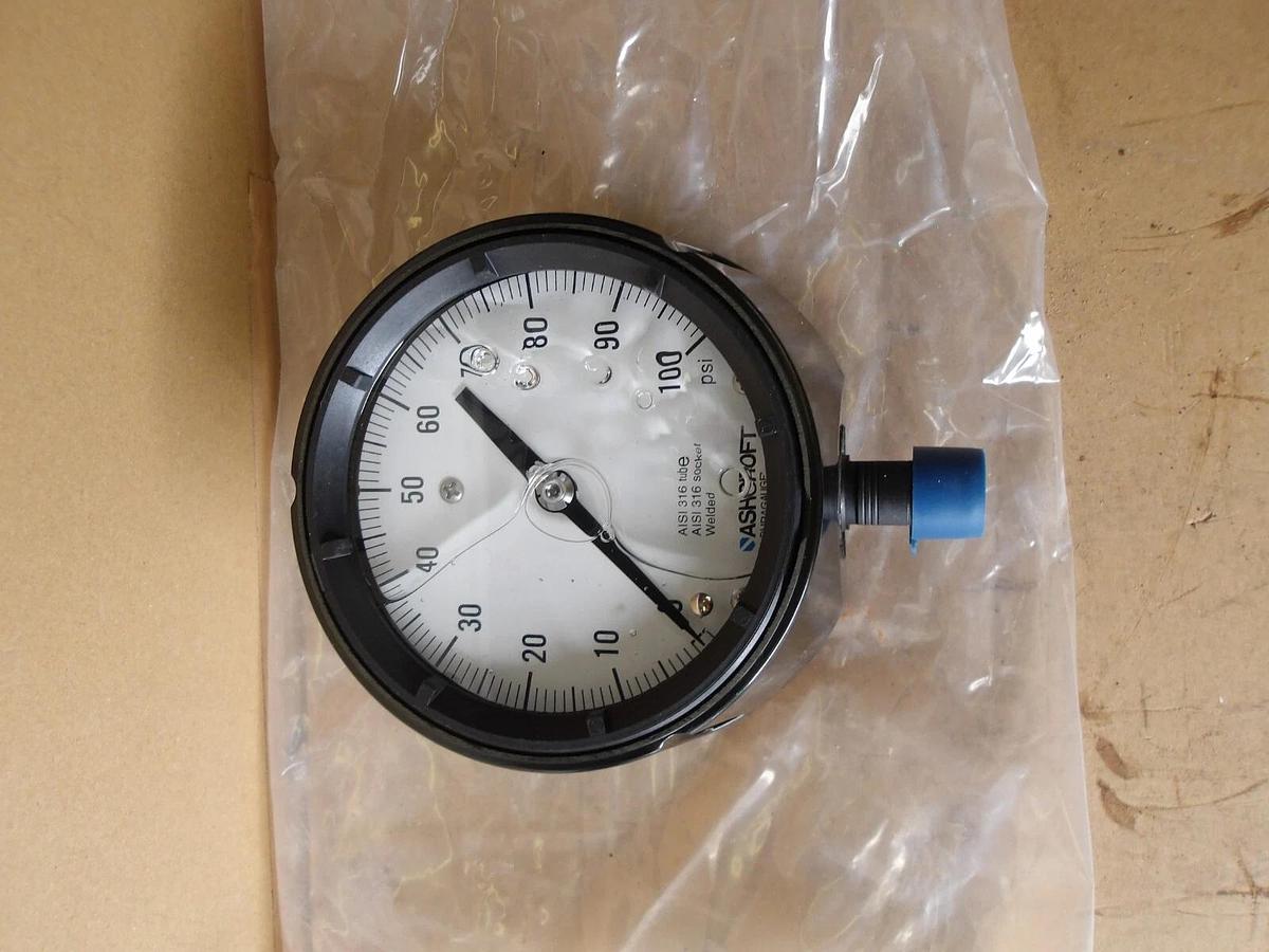 Used ASHCROFT 4" PRESSURE GAUGE, #6171115G NEW