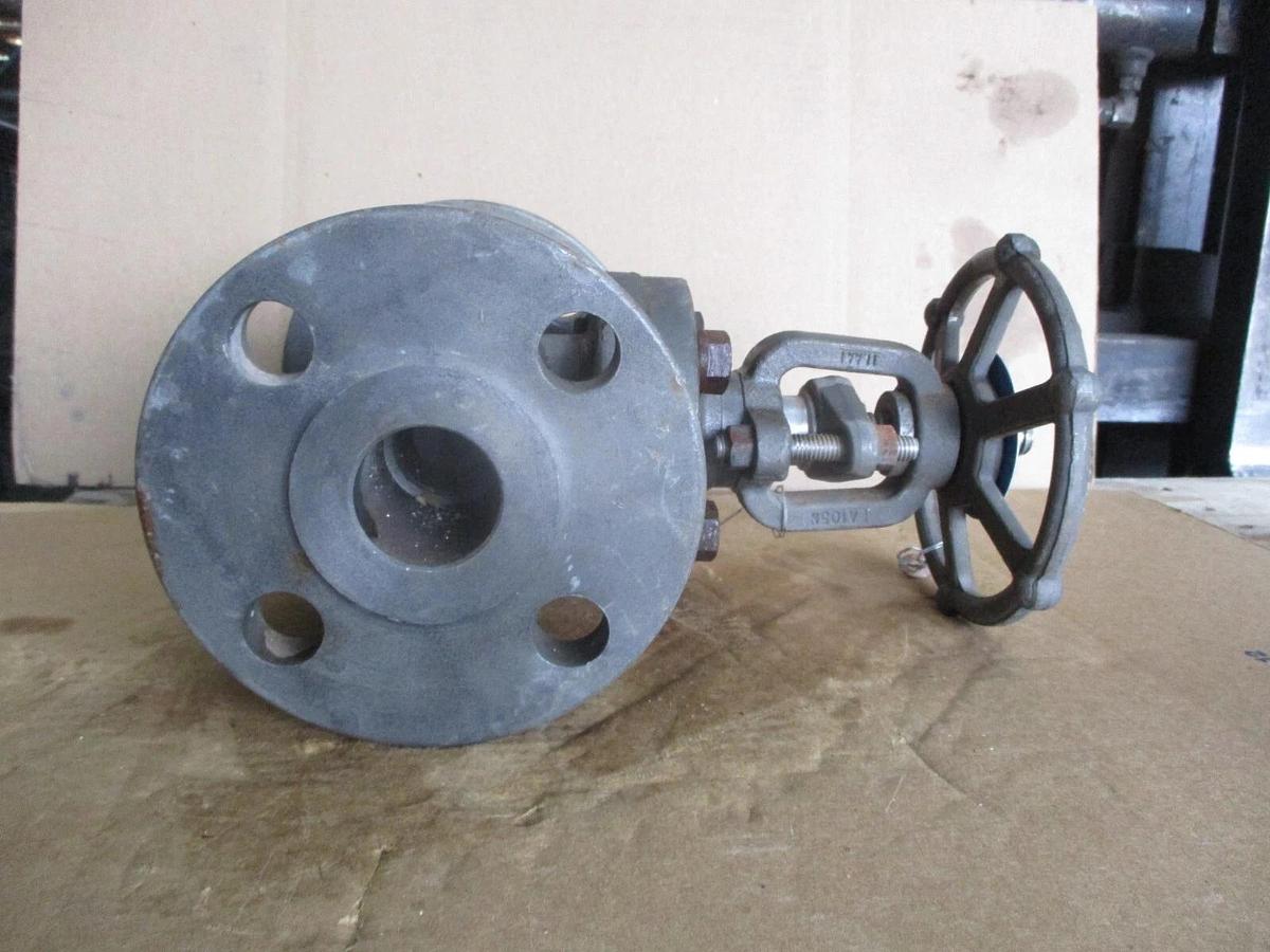 Used VOGT 1-1/2" IRON GATE VALVE, #68901J NEW