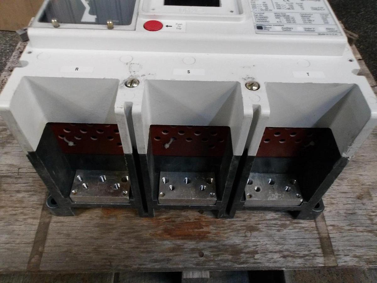 Used EATON 1500 AMP CIRCUIT BREAKER RDC316T33WP02S29Y01, #6121021G USED