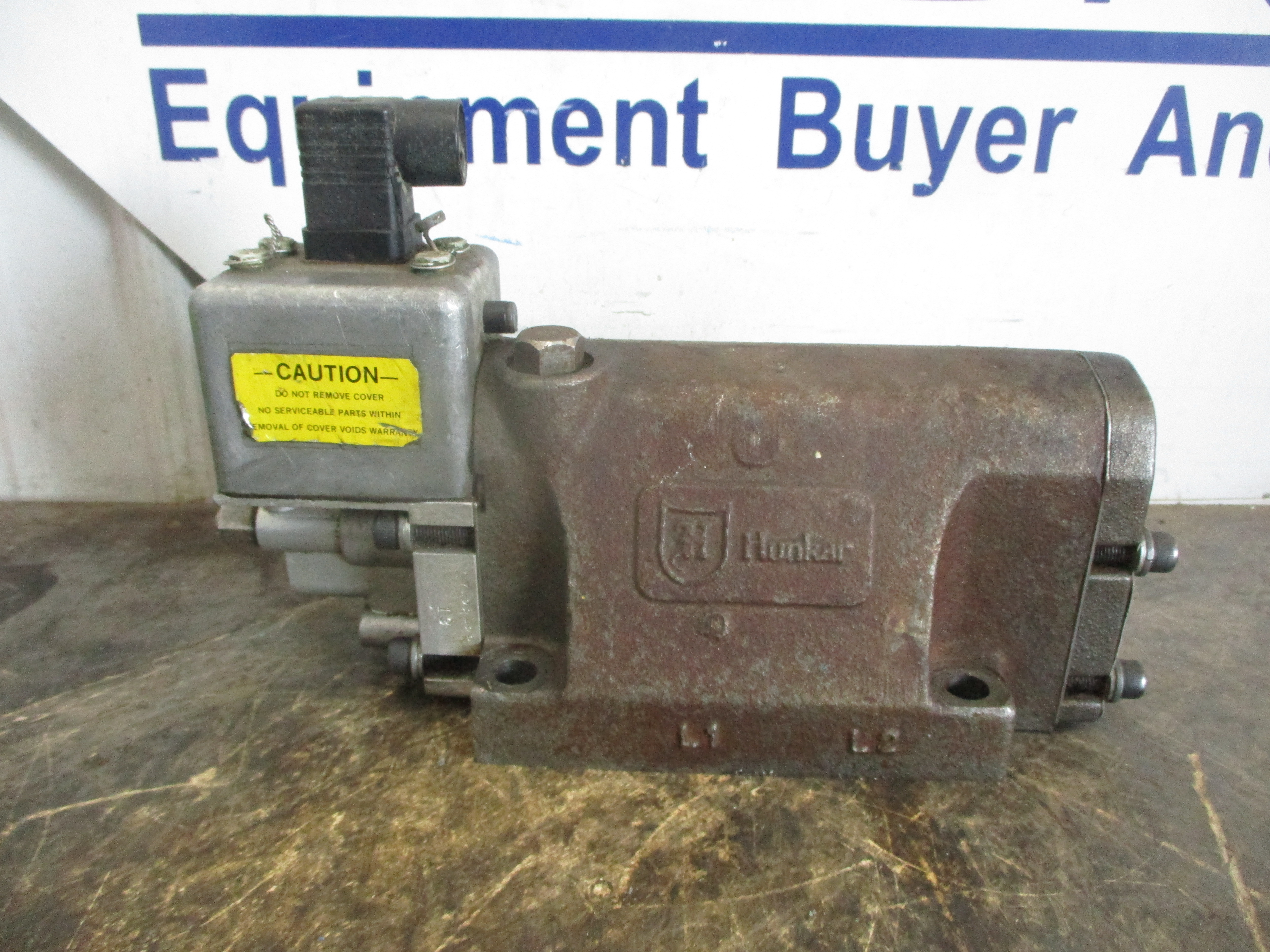 Used HUNKAR HYDRO II 86266 HYDRAULIC SERVO VALVE