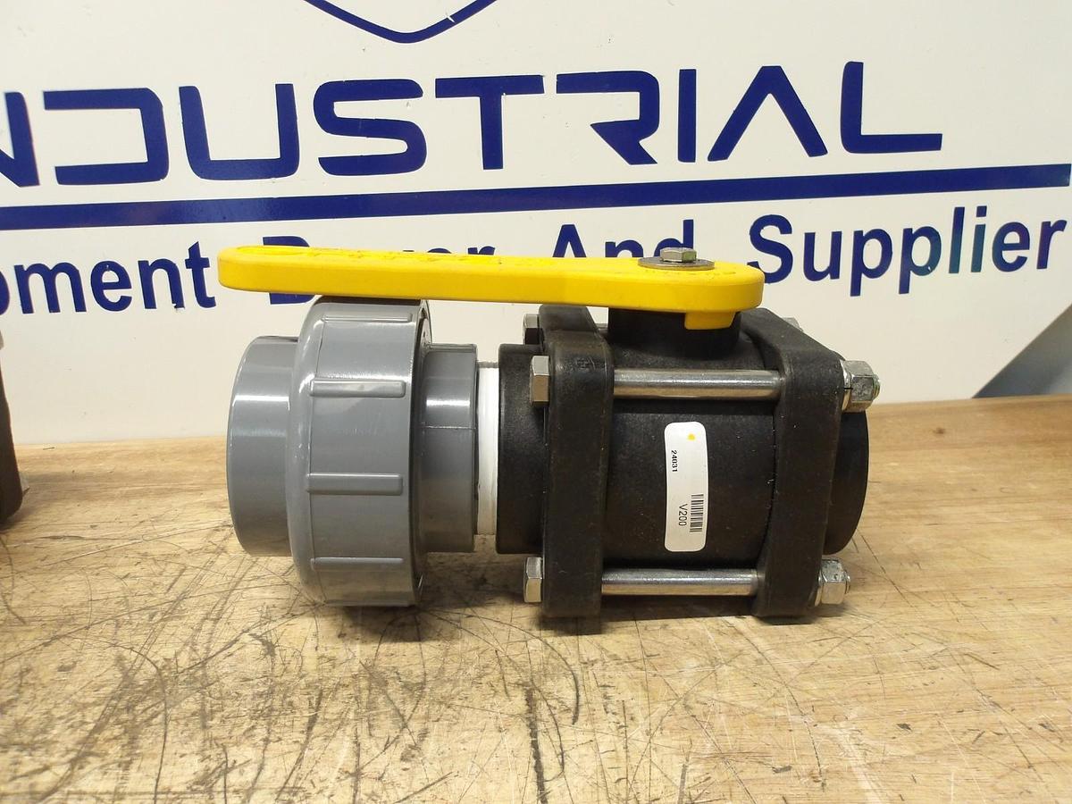 Used BANJO 2" PLASTIC BALL VALVE V200 W/ COUPLING, #316248G NEW