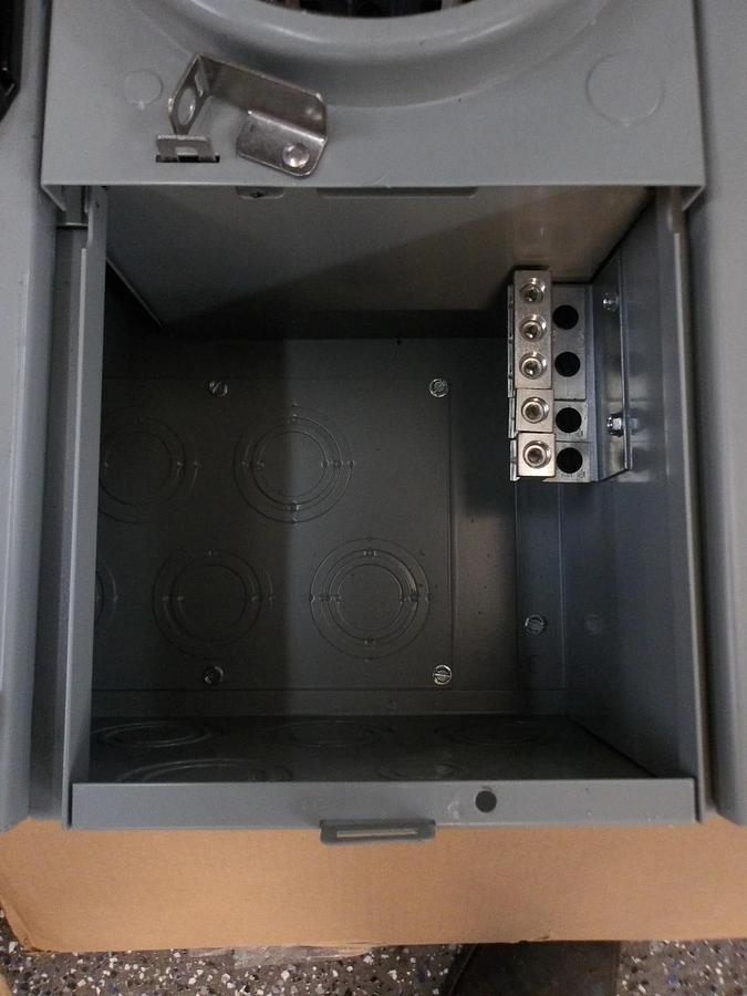 SIEMENS 4 GANG METERING SYSTEM WP441RJB, 240 V, 125 A, #610335G NIB