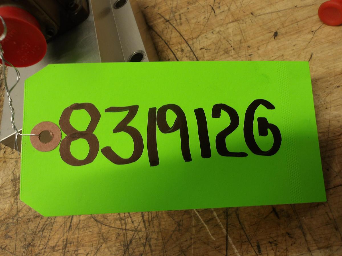 Used ATCHLEY 261-560-5 SERVO VALVE, #831912G USED