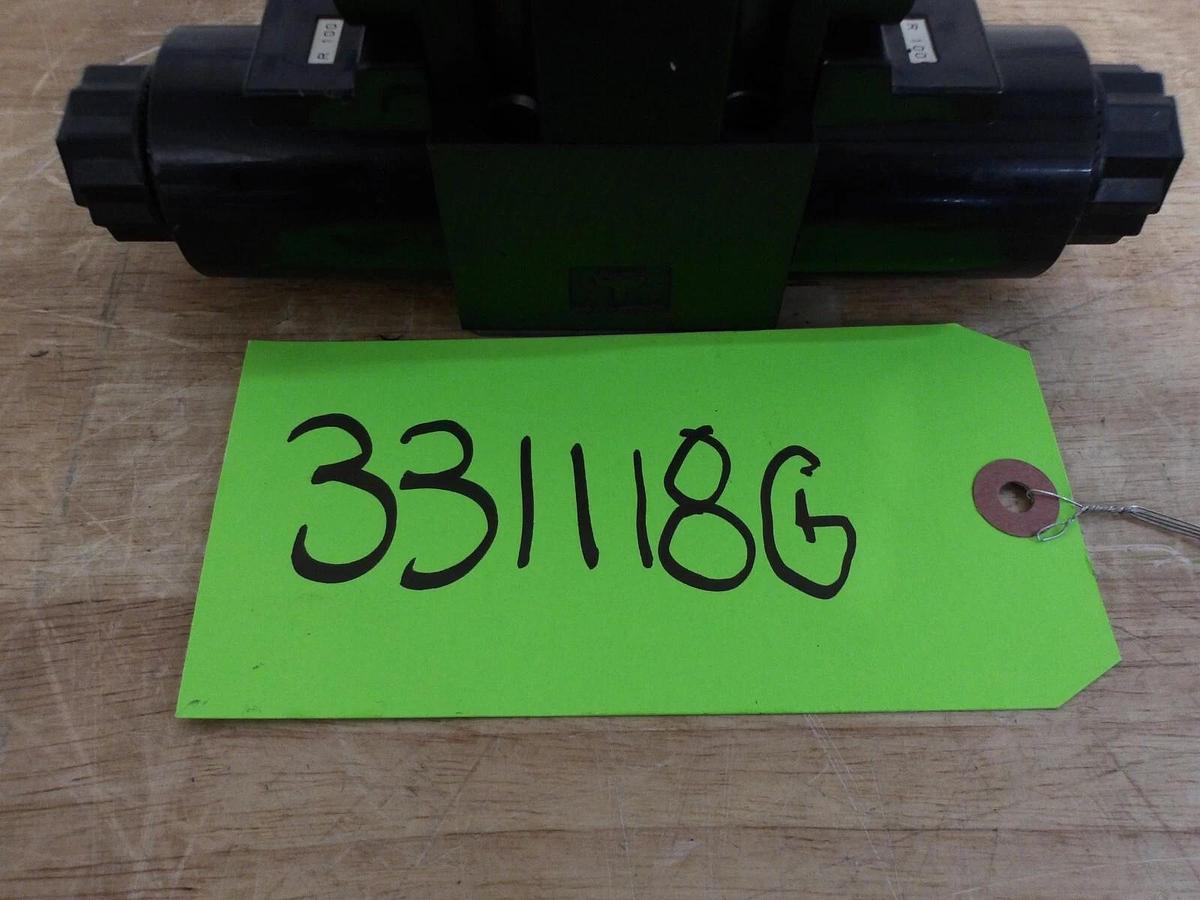 Used YUKEN DSG-01-2D2-R100-60 HYDRAULIC DIRECTIONAL VALVE, #331118G NEW