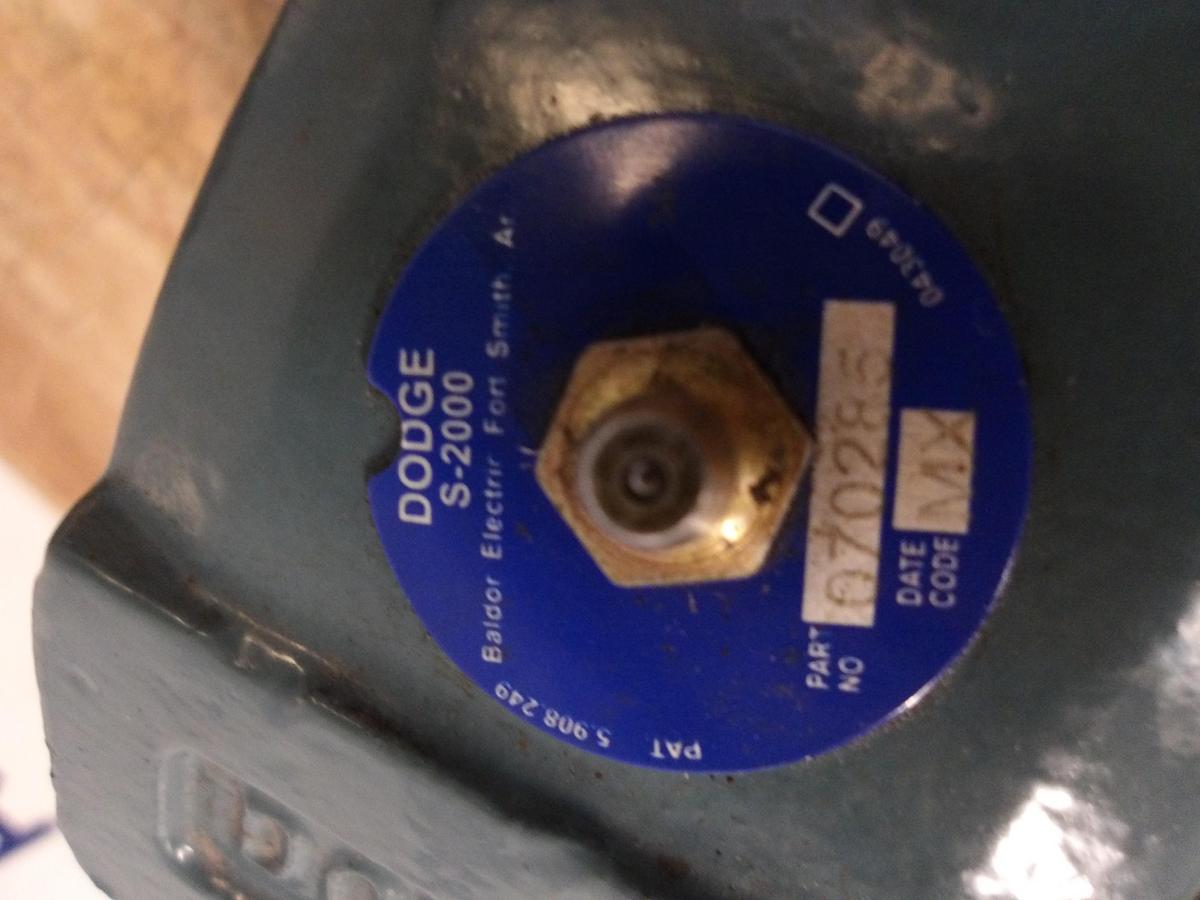 Used DODGE 070285 PILLOW BLOCK BEARING, 2-7/8" BORE