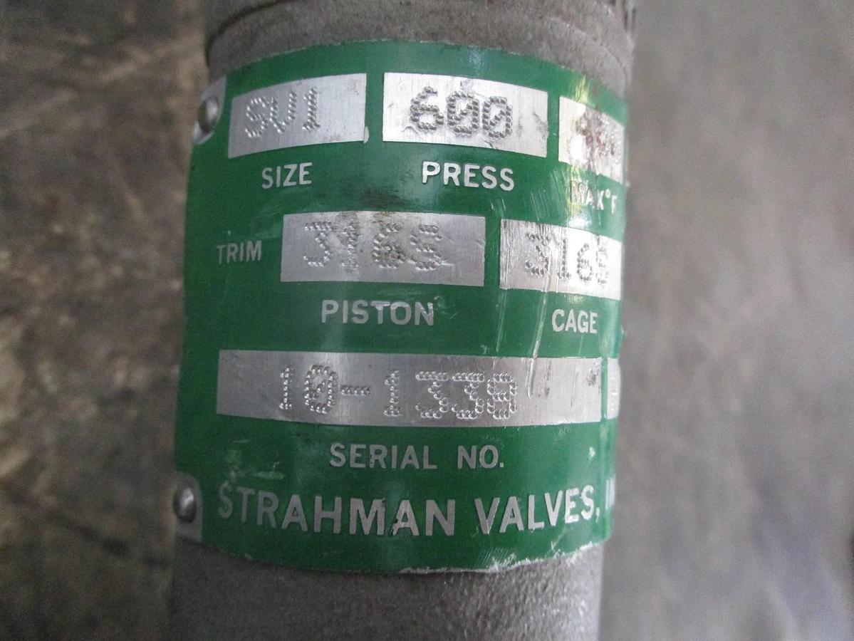 Used STRAHMAN 1-1/2" X 1-1/4" STAINLESS PISTON VALVE SV1000, #36852J NEW