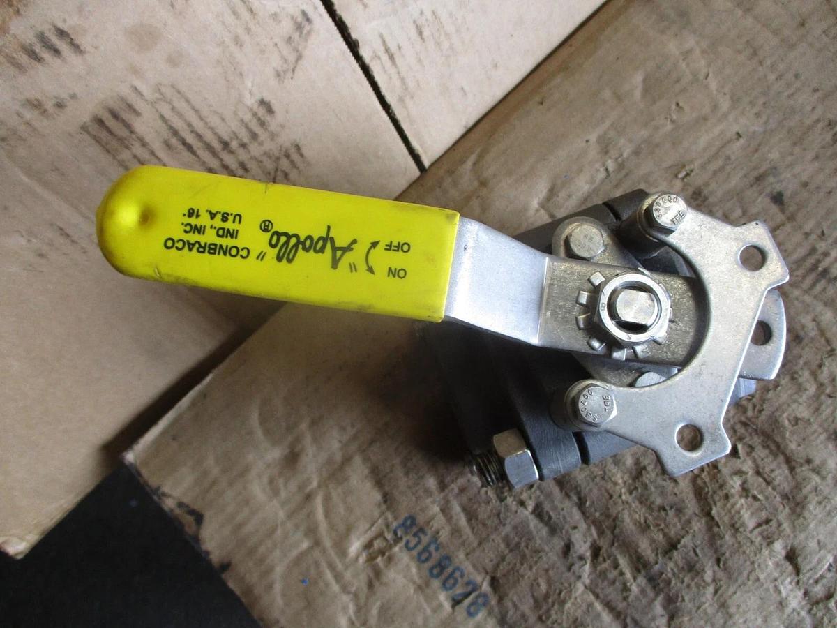 Used APOLLO 1-1/2" STEEL BALL VALVE, #751035J NEW