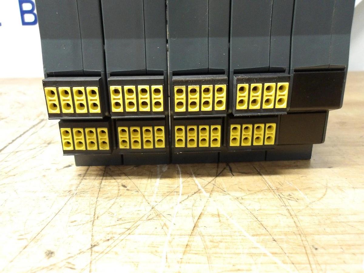 Used MITSUBISHI SAFETY UNIT W/ WSO-CPU000200, #1219213G USED